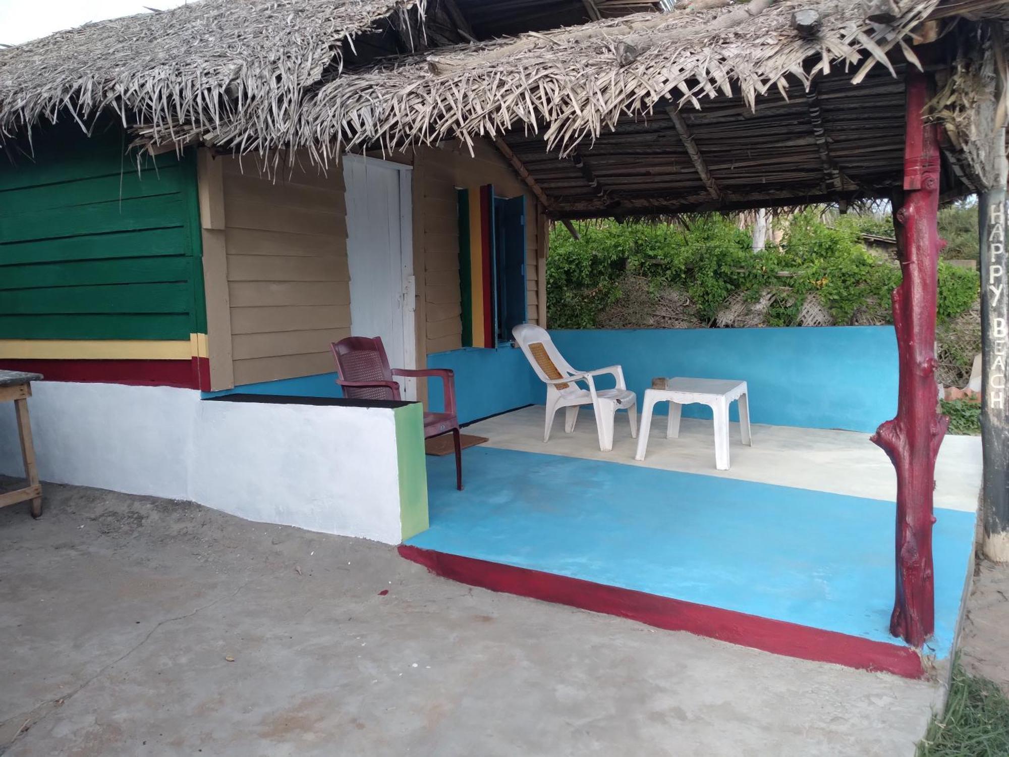 Happy Beach Cabana 함반토타 외부 사진